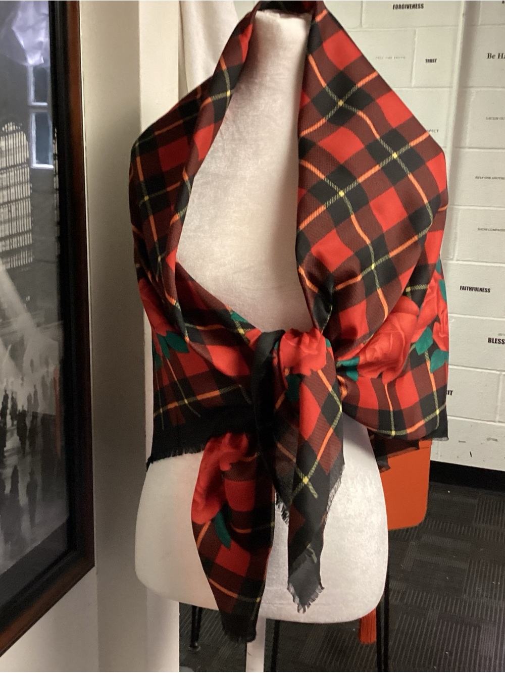 Plaid Red and Black Floral Scarf - Fashionable Home Accent